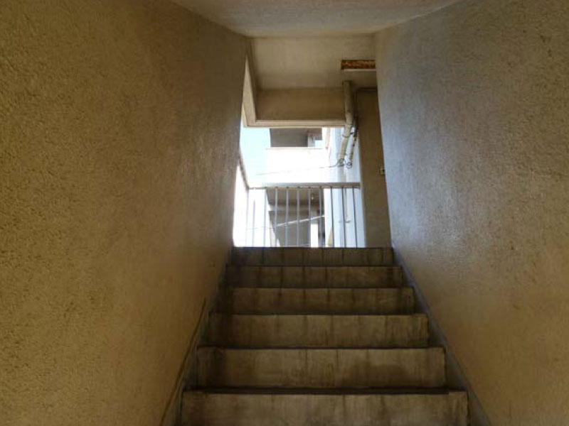 階段室上り（Before）