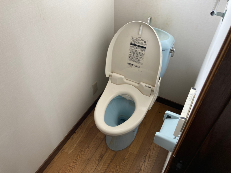 ２階トイレ 改装前状況（Before）