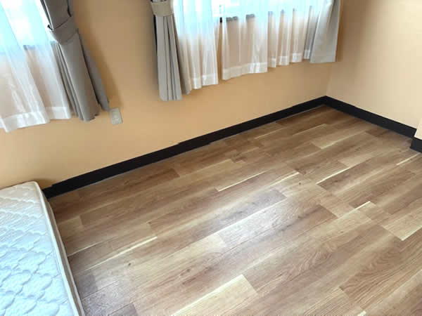 床CFシート貼り 完了（After）